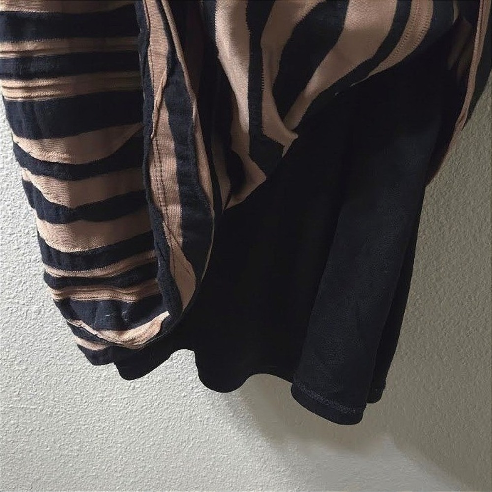 Chico's Striped Knit Shift Dress – Size 1 (Equivalent to M/L) - Picture 4 of 7